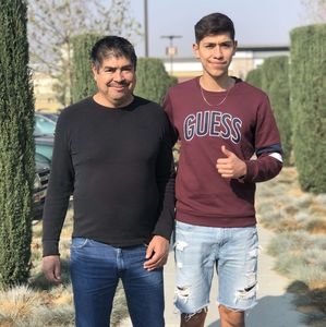 Meet your Posher, Javier